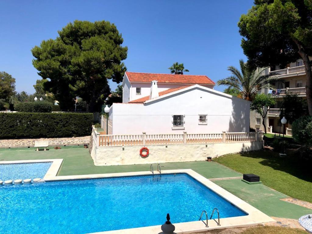 Apartamento Con Piscina Y Parking El Campello Esterno foto